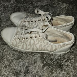 Michael Kors Flat Sneakers SIZE 9